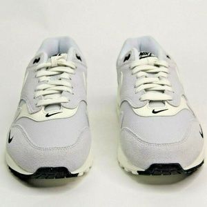 Nike Air Max 1 Premium Mini Swoosh